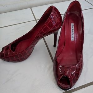 Charles David red pumps